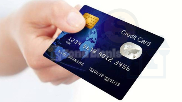 Perbedaan Mendasar Antara Kartu Debit dan Kartu Kredit